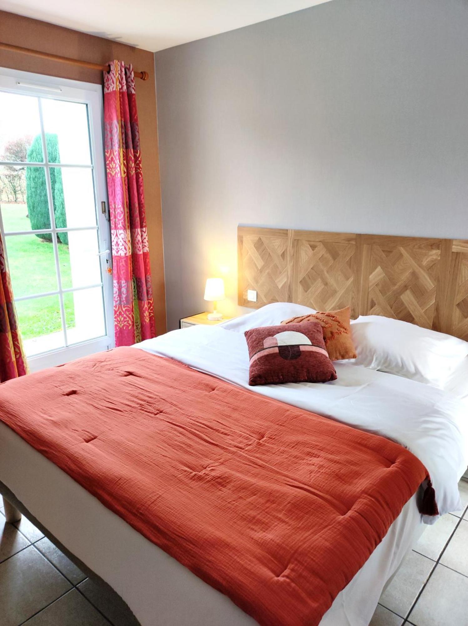 Tessy-sur-Vire La Minoterie B&B 객실 사진